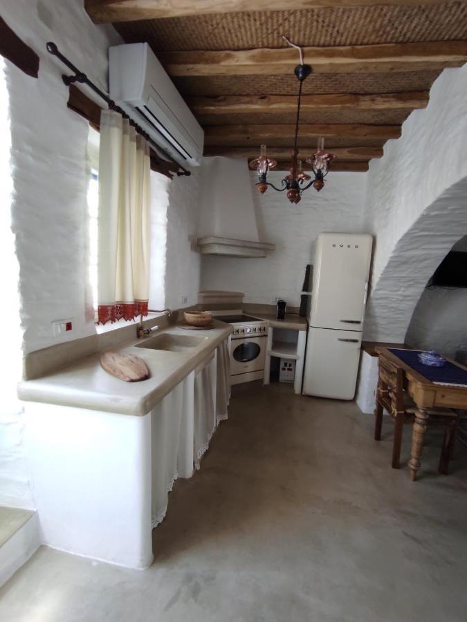 Traditional Suites In Chora Kythnos #1 المظهر الخارجي الصورة