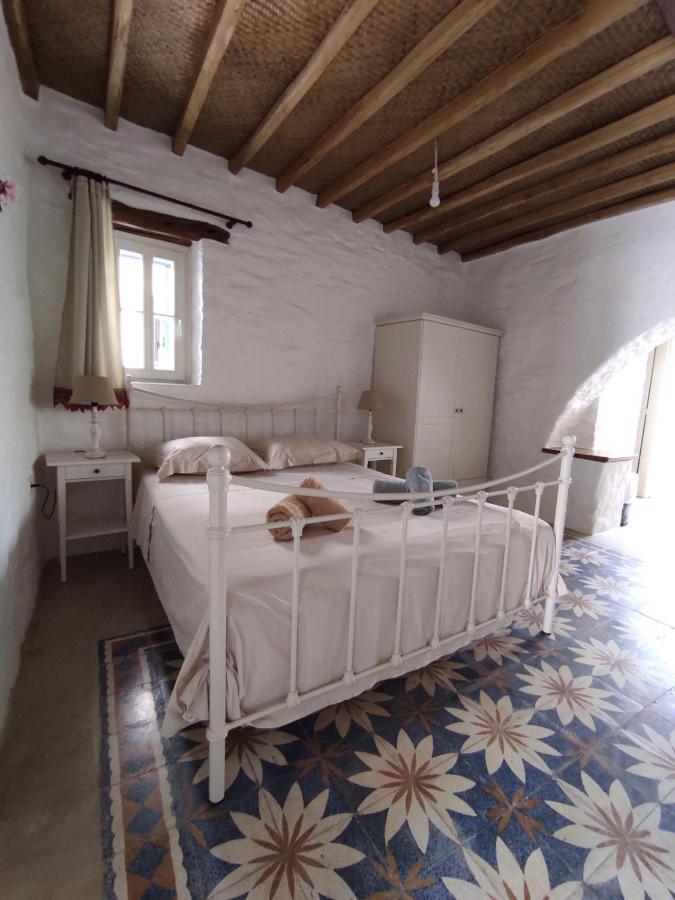 Traditional Suites In Chora Kythnos #1 المظهر الخارجي الصورة