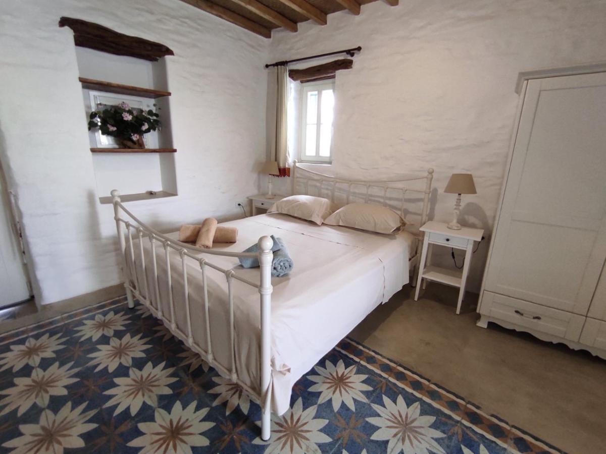 Traditional Suites In Chora Kythnos #1 المظهر الخارجي الصورة