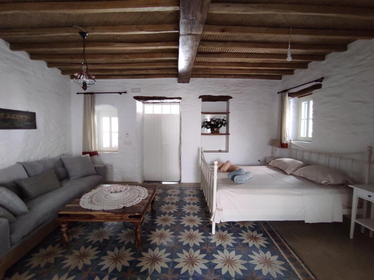 Traditional Suites In Chora Kythnos #1 المظهر الخارجي الصورة